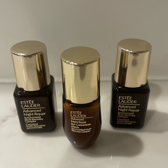 New Advanced night repair samples - Picture 1 of 3